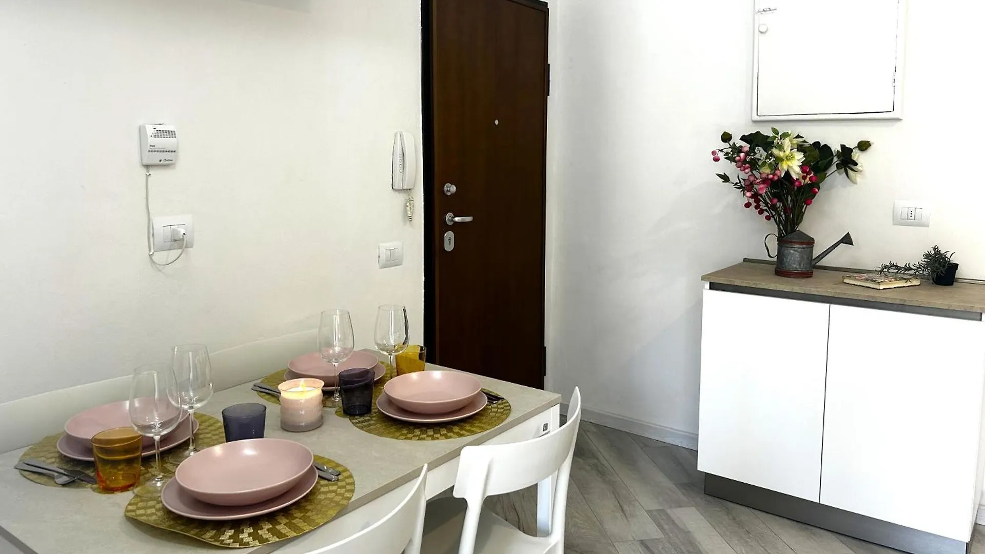 Del Re Florence Home